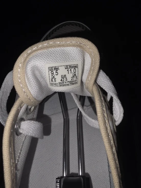 Vans - Picture 5 of 6